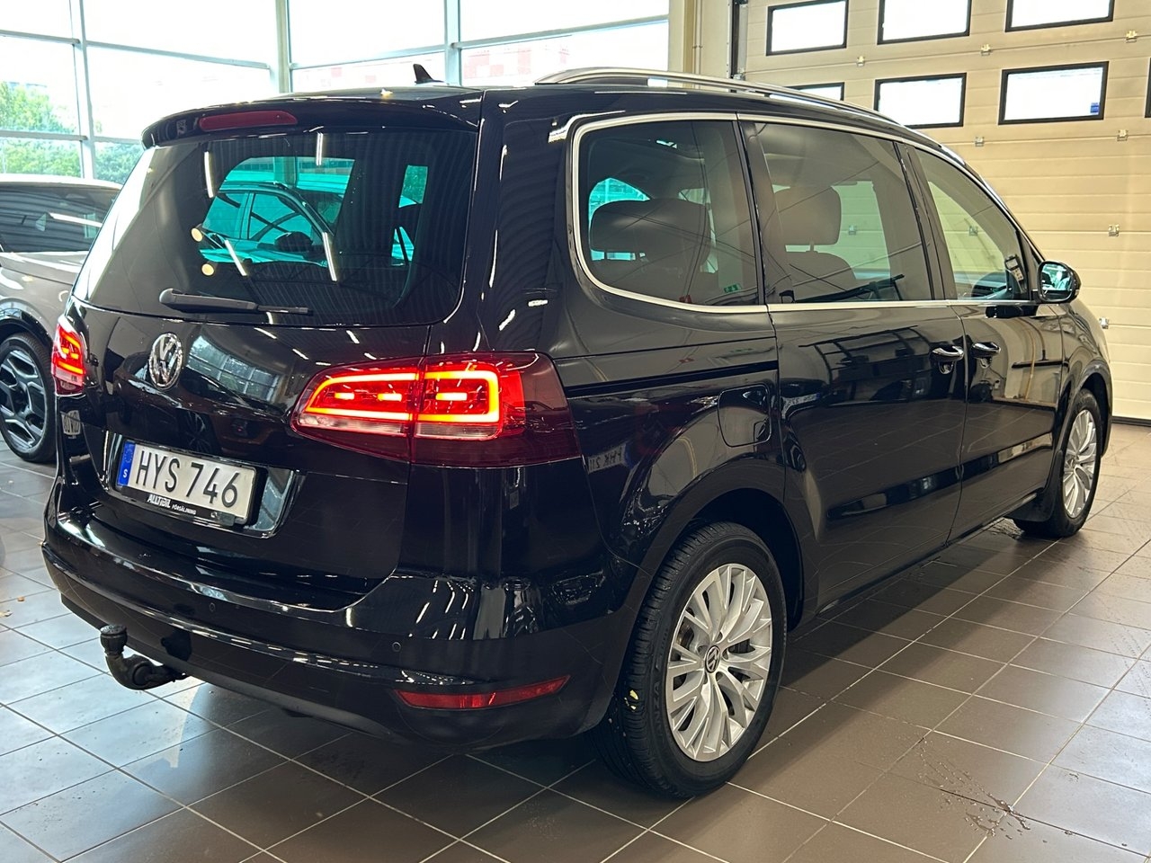 Volkswagen Sharan 2017, bild 7/10