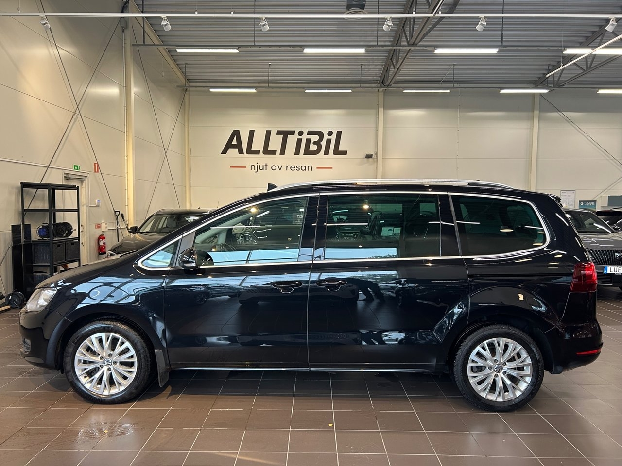 Volkswagen Sharan 2017, bild 4/10