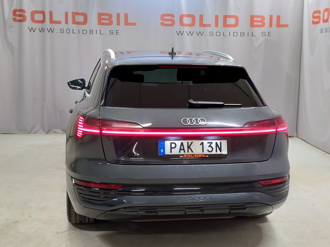 Audi Q8 50 e-tron quattro Läder 2024, photo 5/10