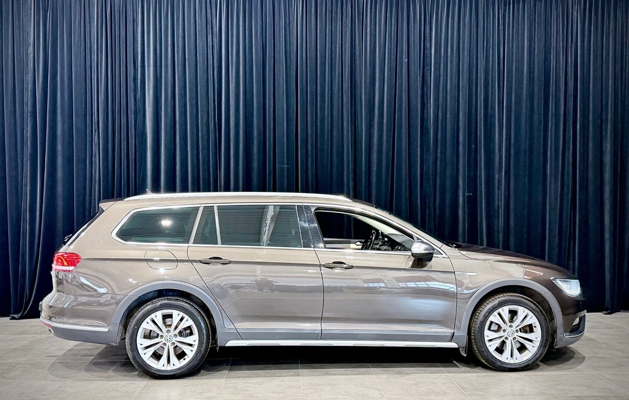 Volkswagen Passat 2018, bild 7/10