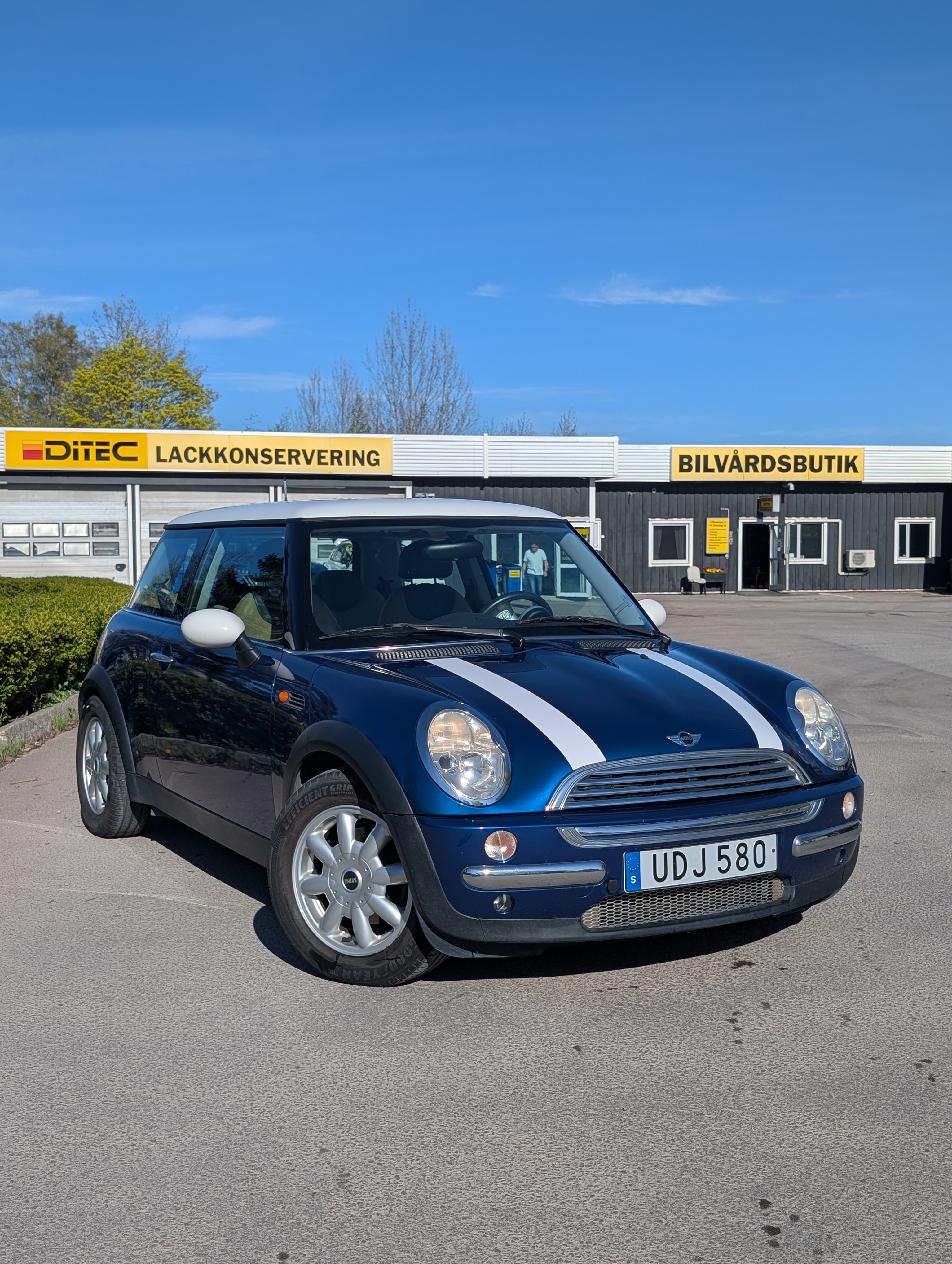 MINI Cooper Manuell 2003, bild 4/10