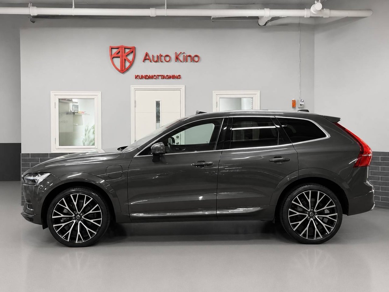 Volvo XC60 2021, bild 2/10