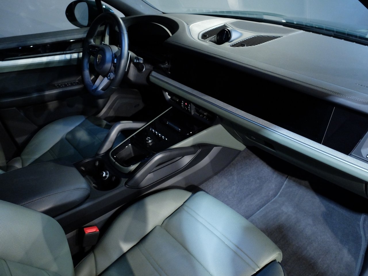 Porsche Cayenne S E-Hybrid Coupé PTS 2024, bild 7/10