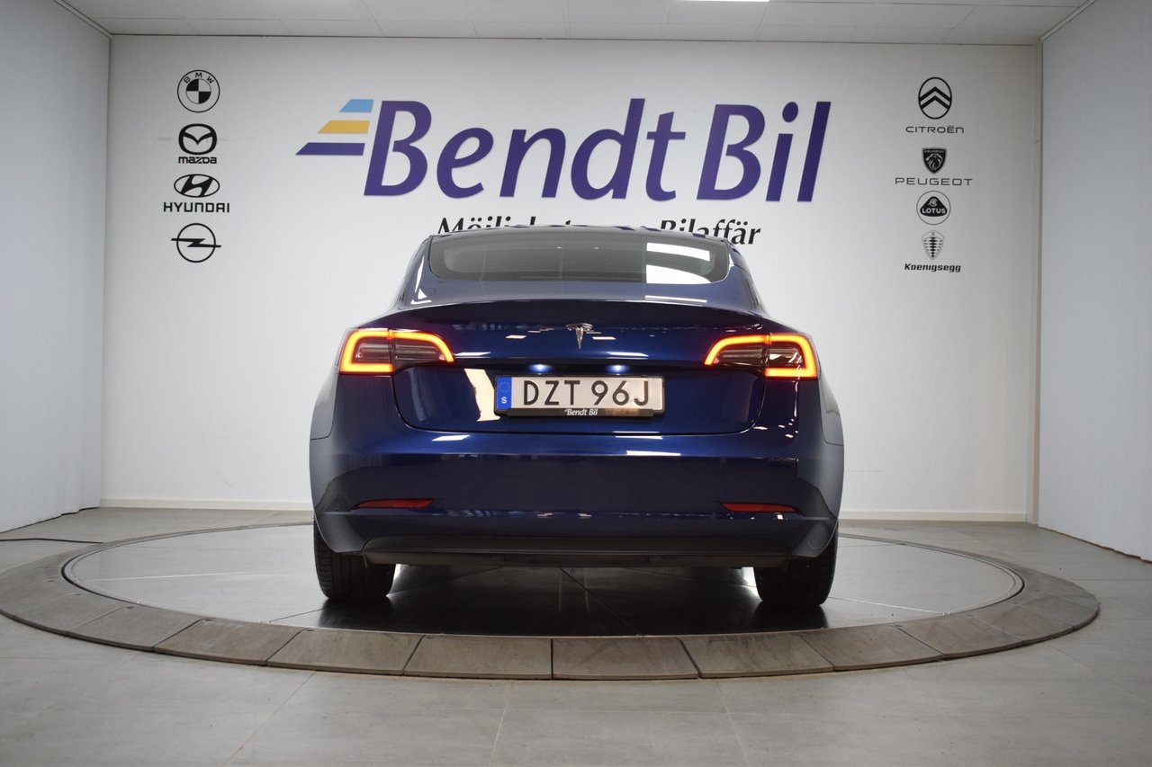 Tesla Model 3 Standard Range RWD 2022, photo 3/10