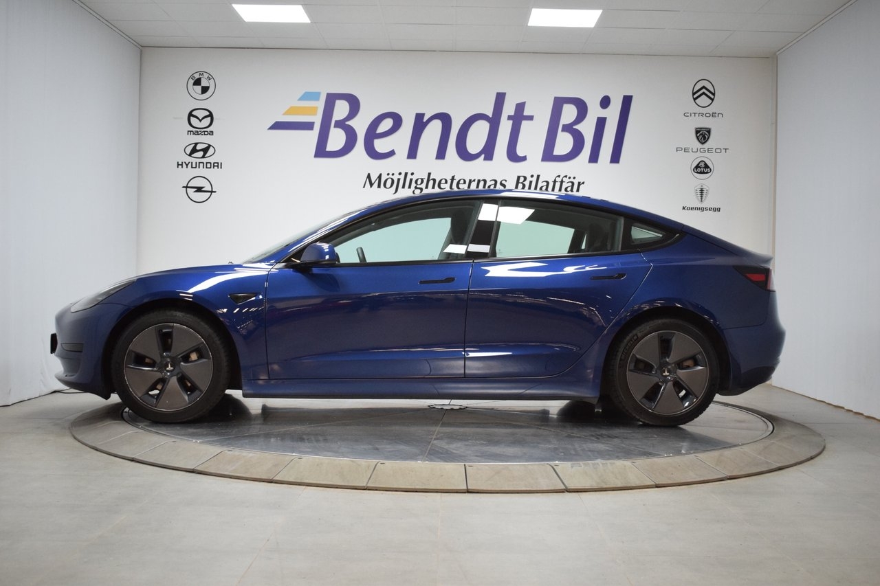 Tesla Model 3 Standard Range RWD 2022, photo 7/10