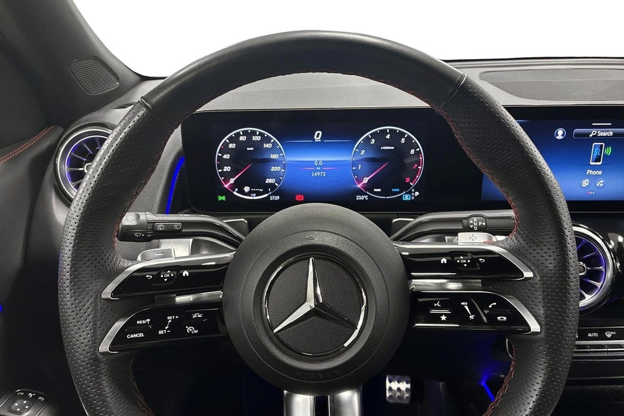 Mercedes-Benz GLB 2025, bild 6/17
