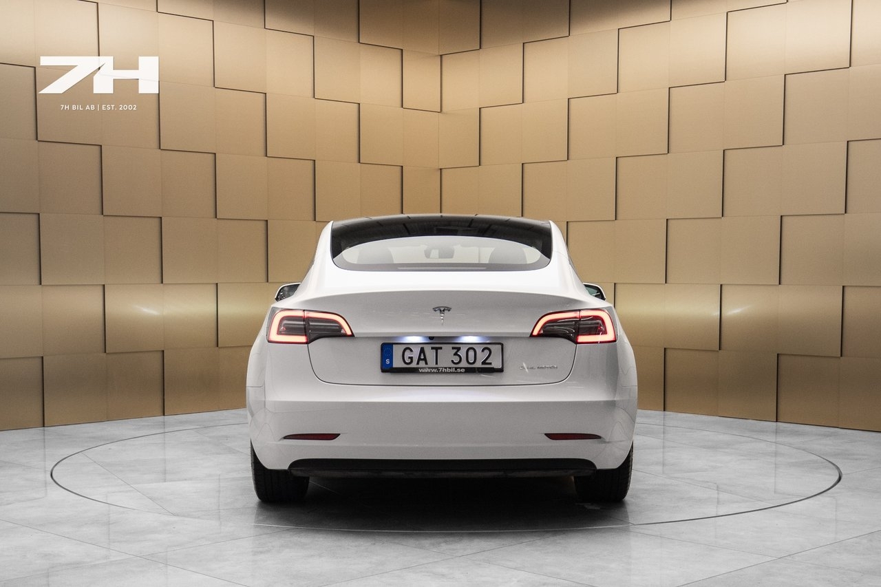 Tesla Model 3 2023, kuva 4/17