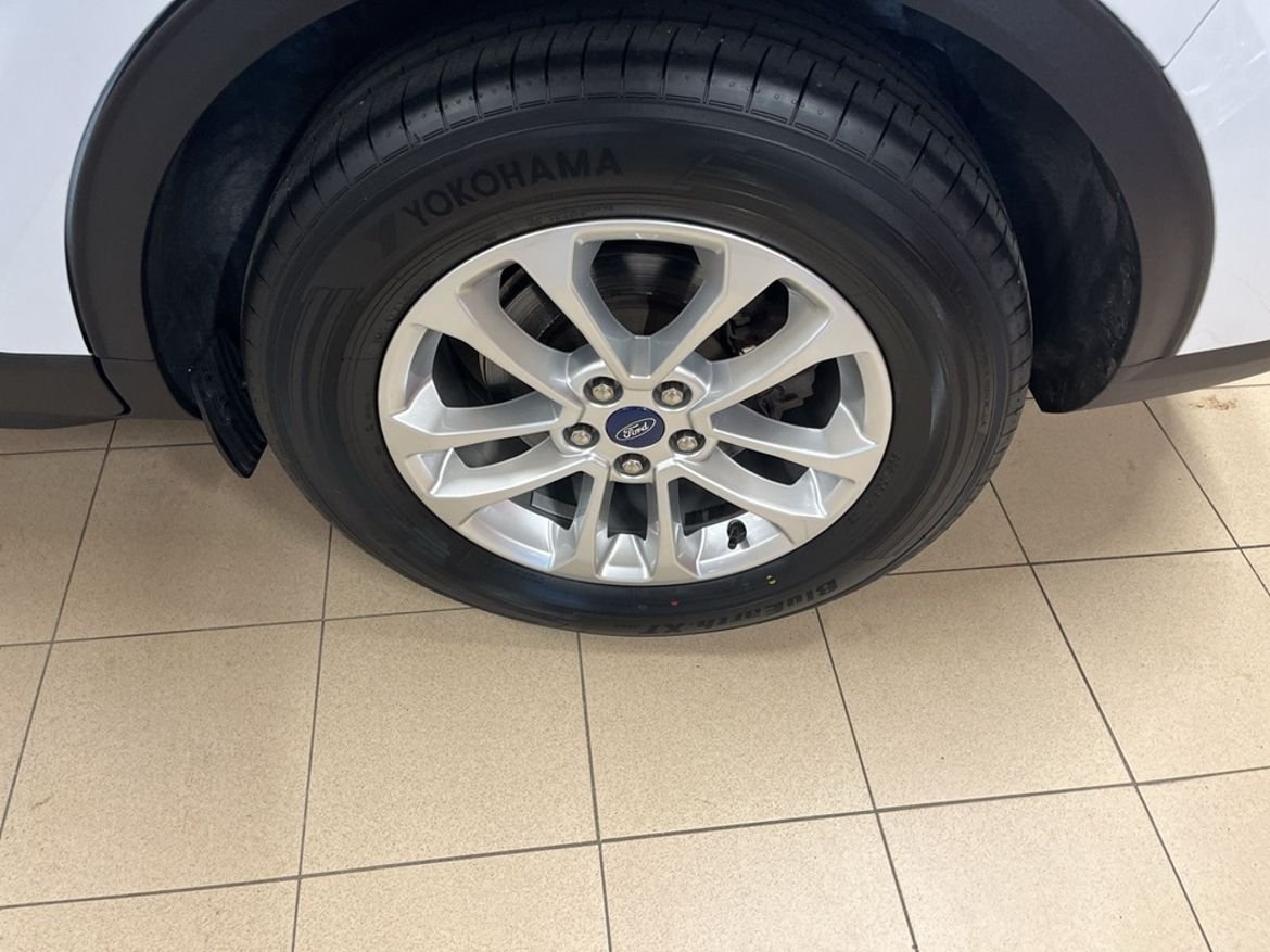 Ford Kuga PLUG-IN HYBRID E-CVT 2022, bild 4/4