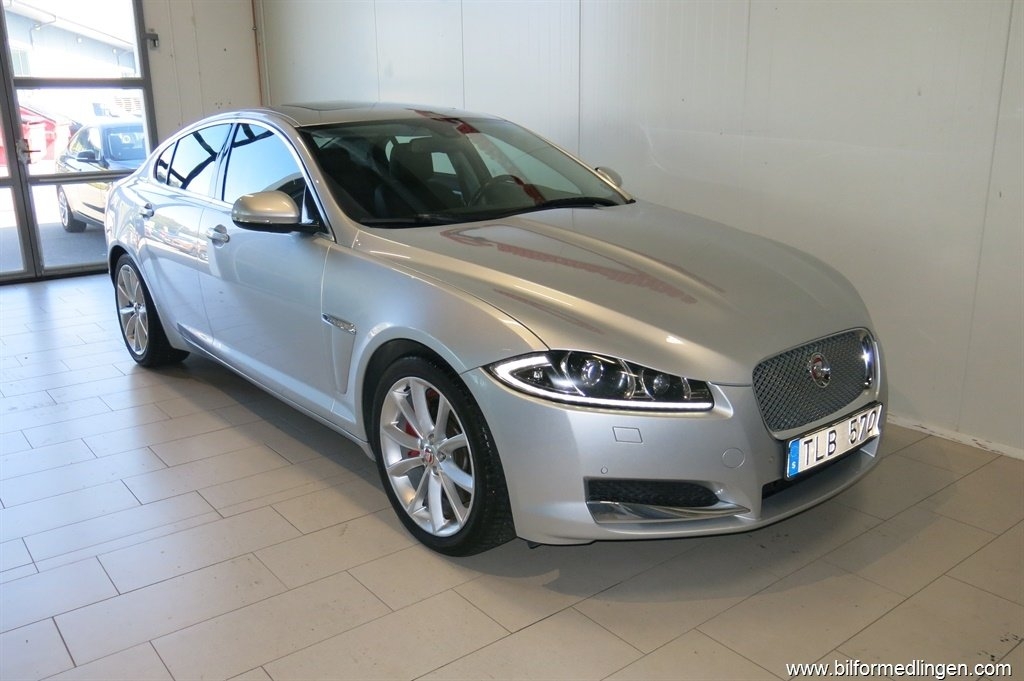 Jaguar XF 3.0 V6 S/C AWD 340hk 2014, bild 3/10