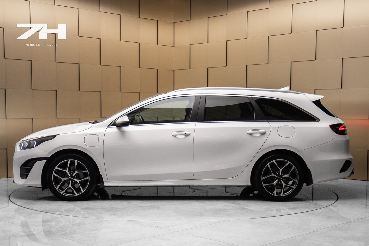 Kia Ceed 2023, bild 2/23