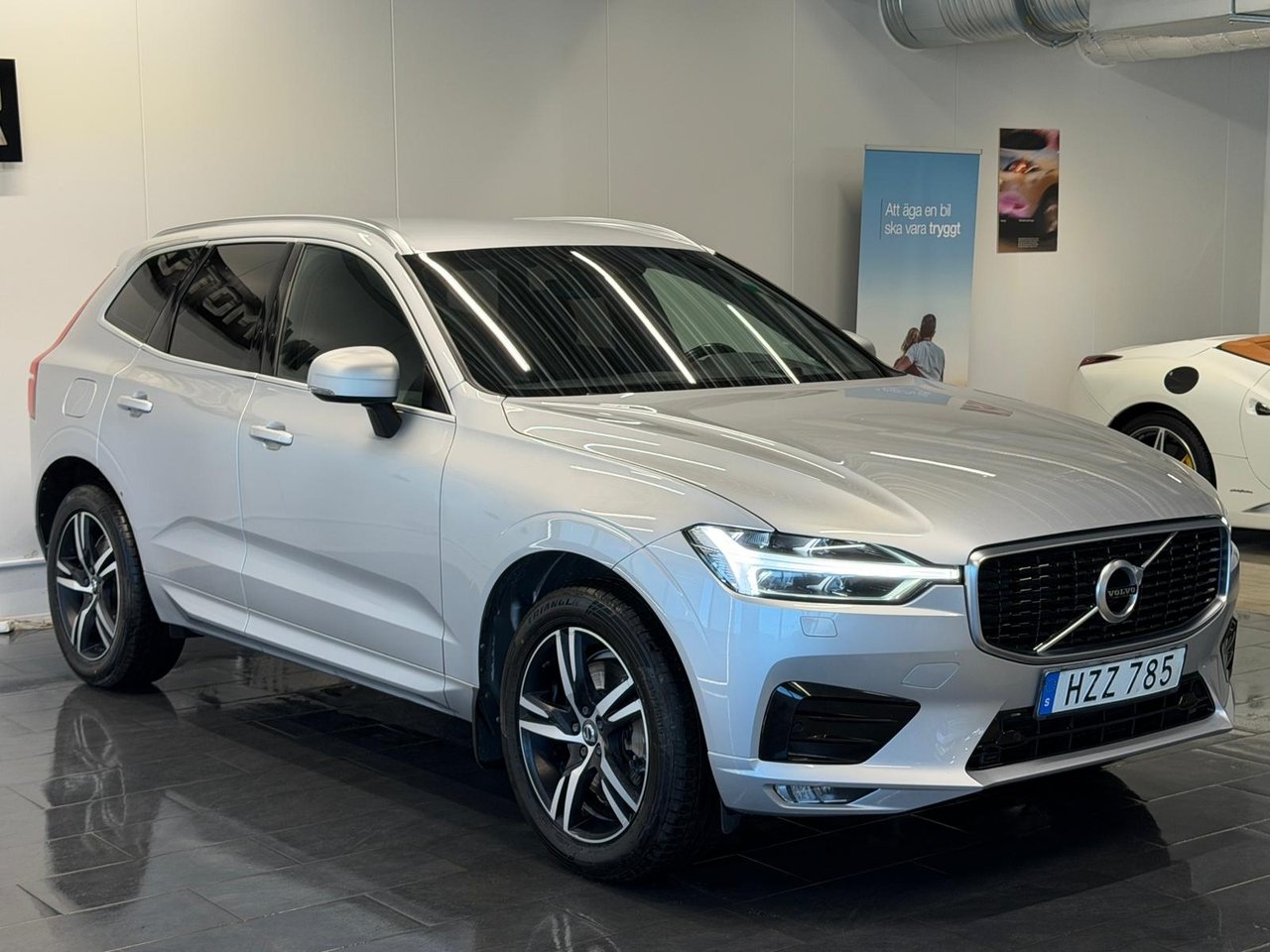 Volvo XC60 D5 AWD R-Design 2019, bild 4/10