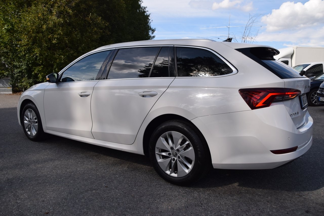 Skoda Octavia 2023, bild 6/10