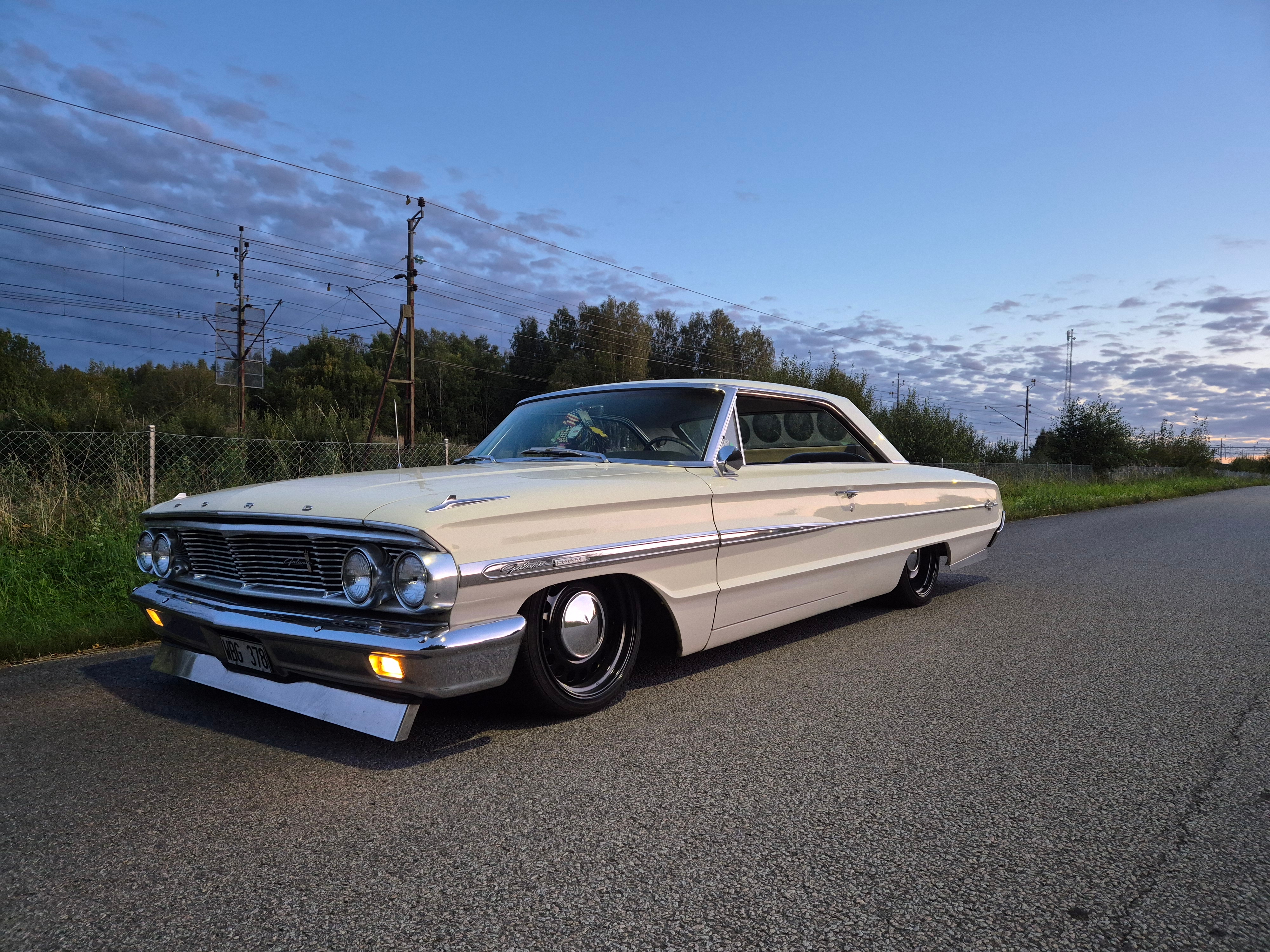 Ford Galaxie