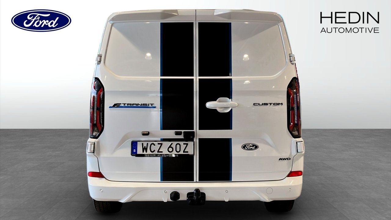 Ford E-Custom Sports van 2026, bild 7/10