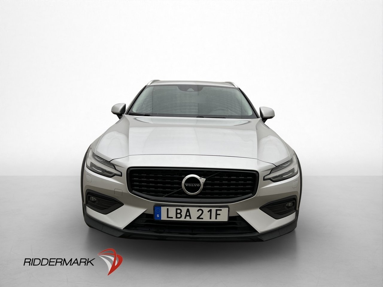 Volvo V60 Cross Country 2021, bild 2/35