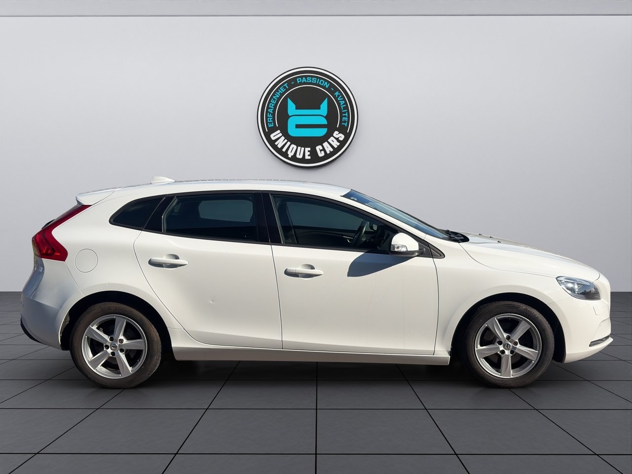 Volvo V40 T2 2017, bild 3/25