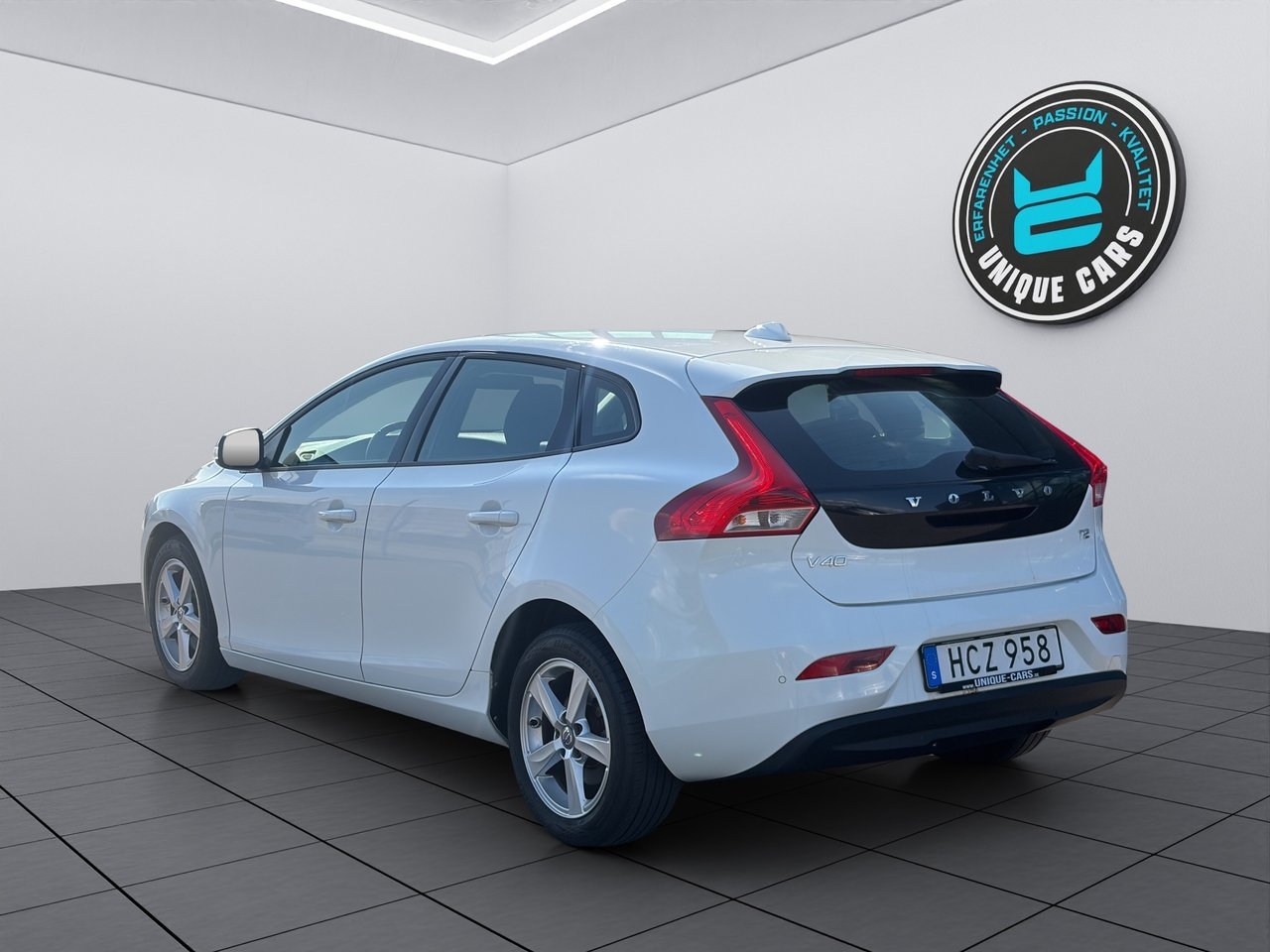 Volvo V40 T2 2017, bild 6/25