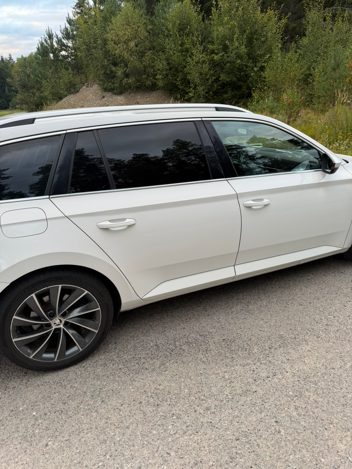 Skoda Superb 2016, kuva 4/10