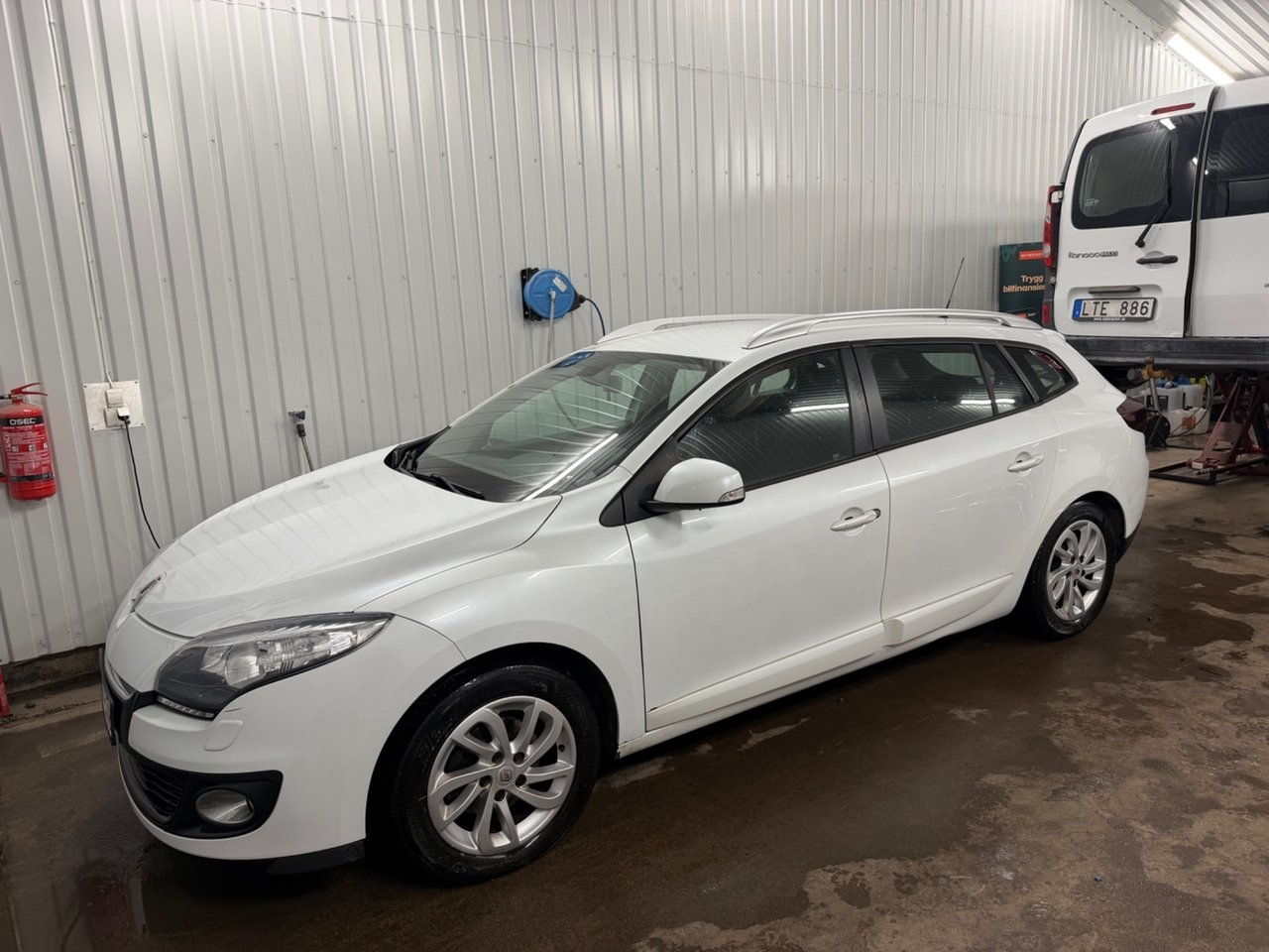 Renault Megane Grandtour 1.5 dCi Euro 5 2013, bild 2/8