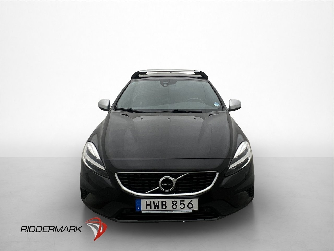 Volvo V40 T3 152hk R-Design Drag 2019, bild 2/32