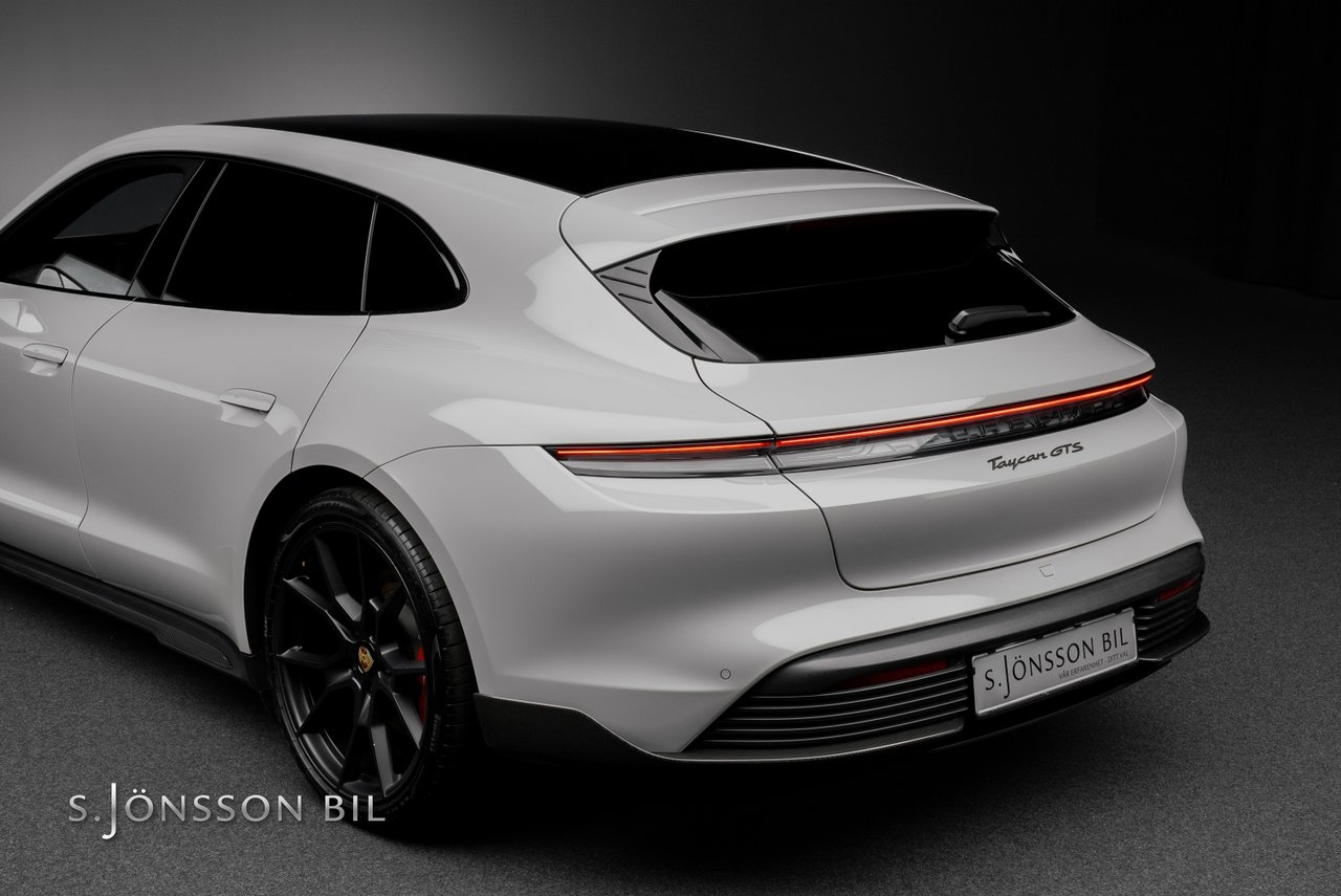 Porsche Taycan 2023, bild 7/10
