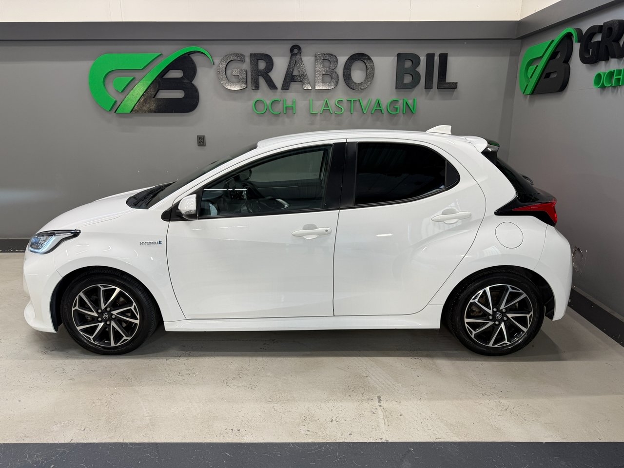 Toyota Yaris 2021, bild 2/10