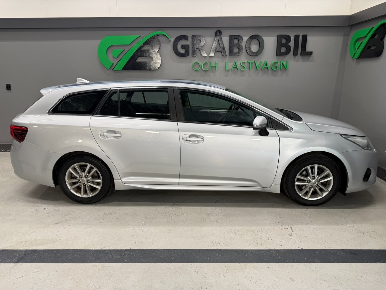 Toyota Avensis 2015, bild 6/10