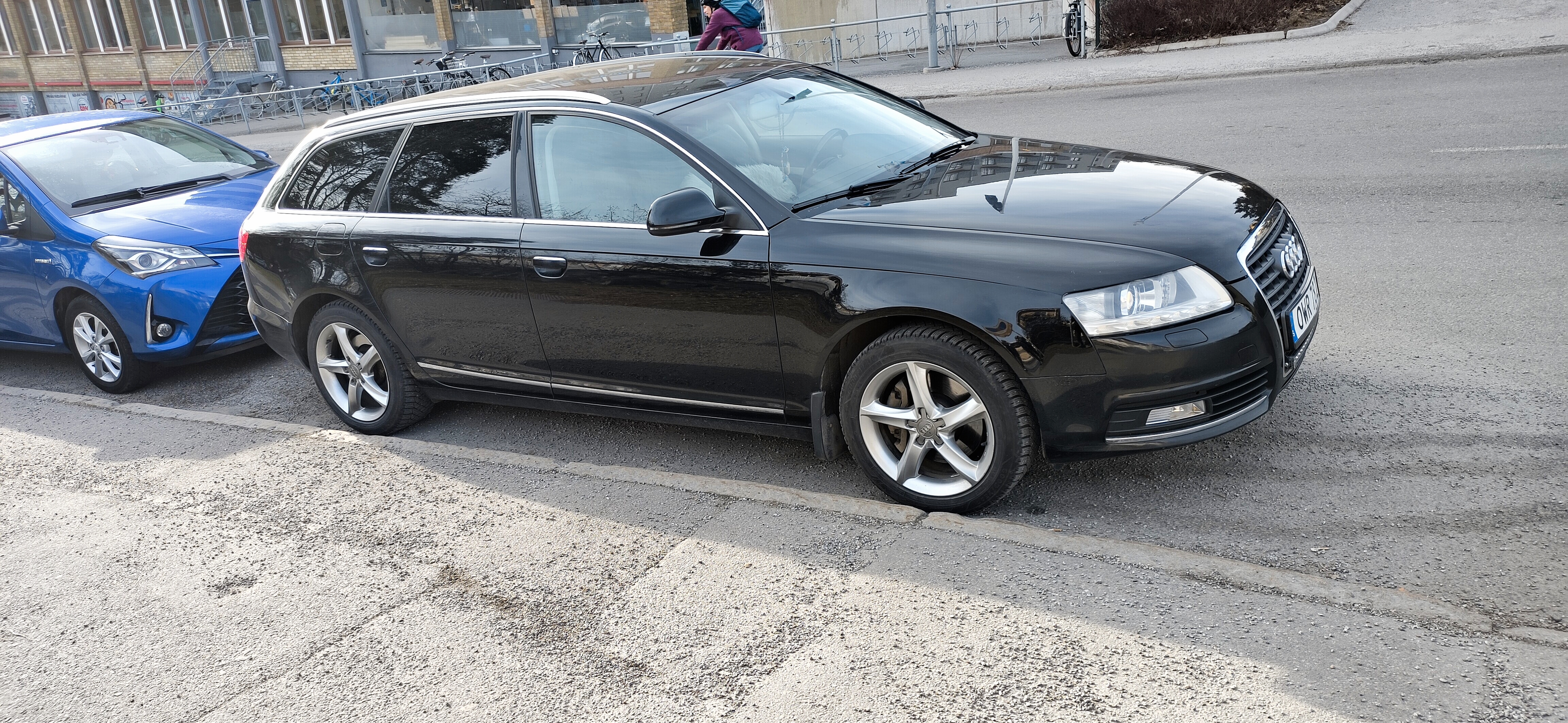 Audi A6 Avant 2.0 TDI DPF Manuell 2011, bild 3/5