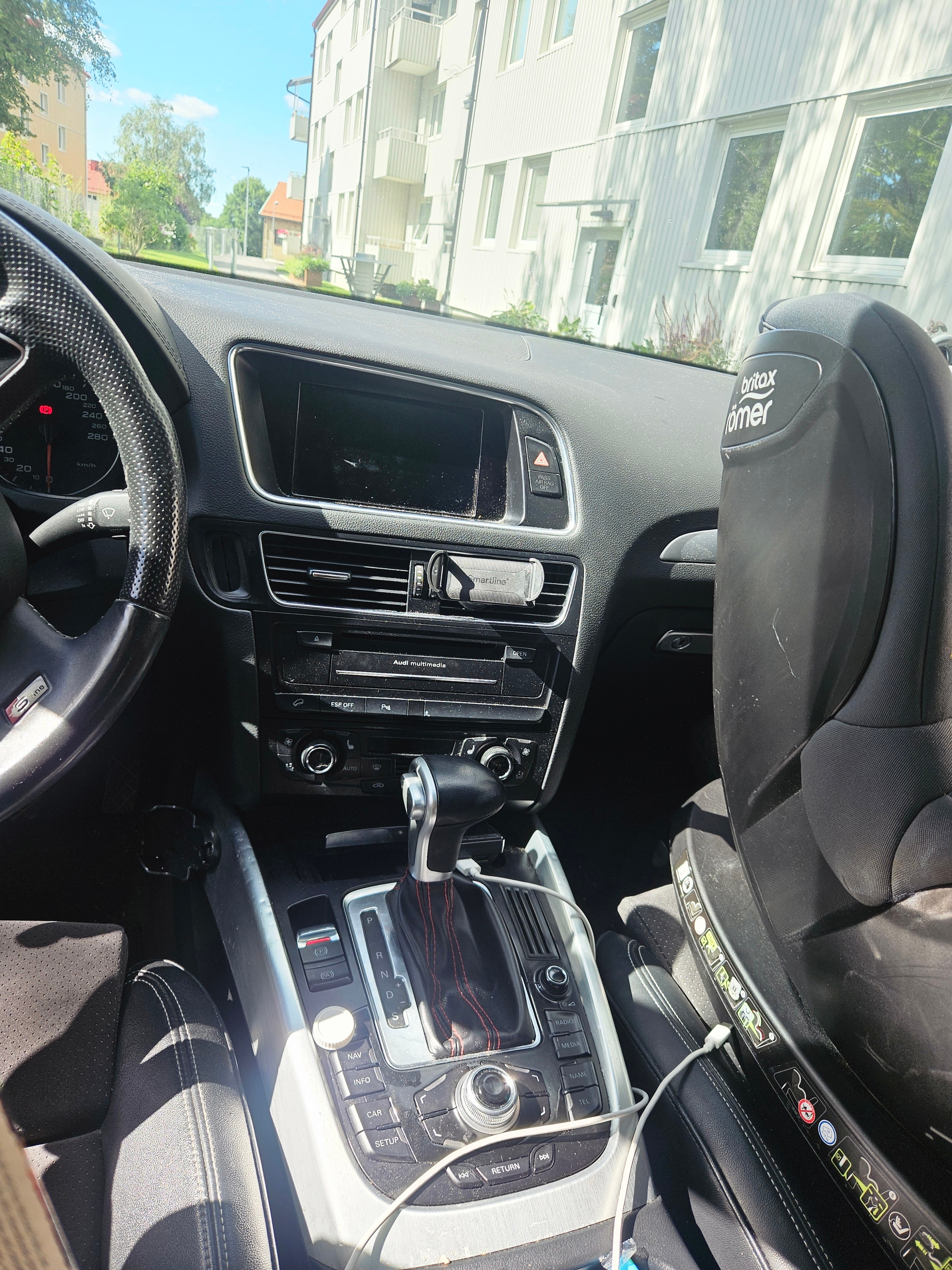 Audi Q5 3.0 TDI V6 DPF quattro S Tronic 2010, bild 8/8