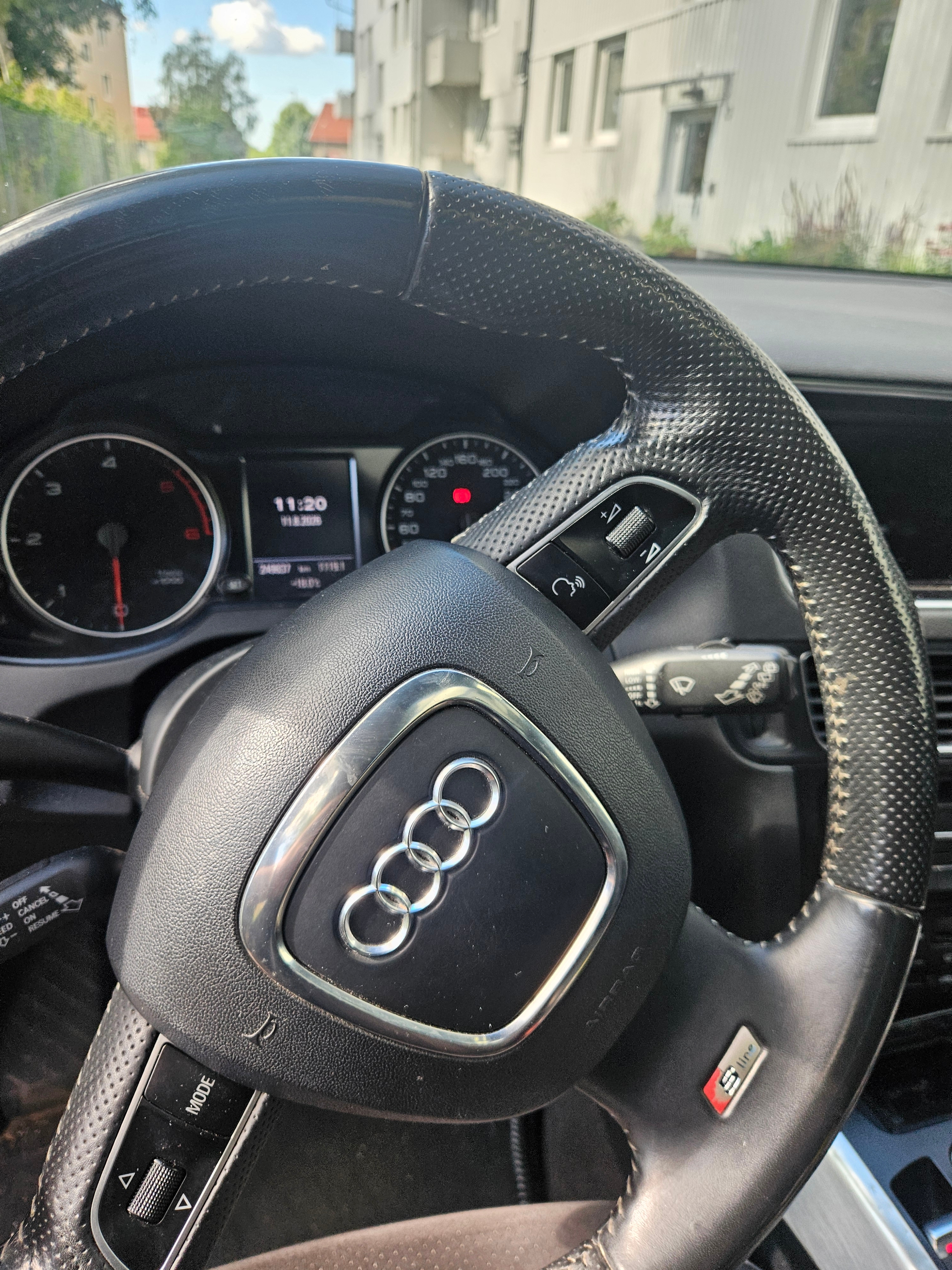 Audi Q5 3.0 TDI V6 DPF quattro S Tronic 2010, bild 7/8