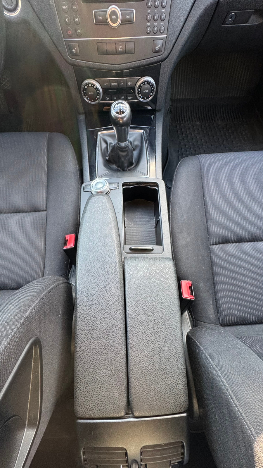Mercedes-Benz C 220 CDI Manuell 2009, photo 2/10