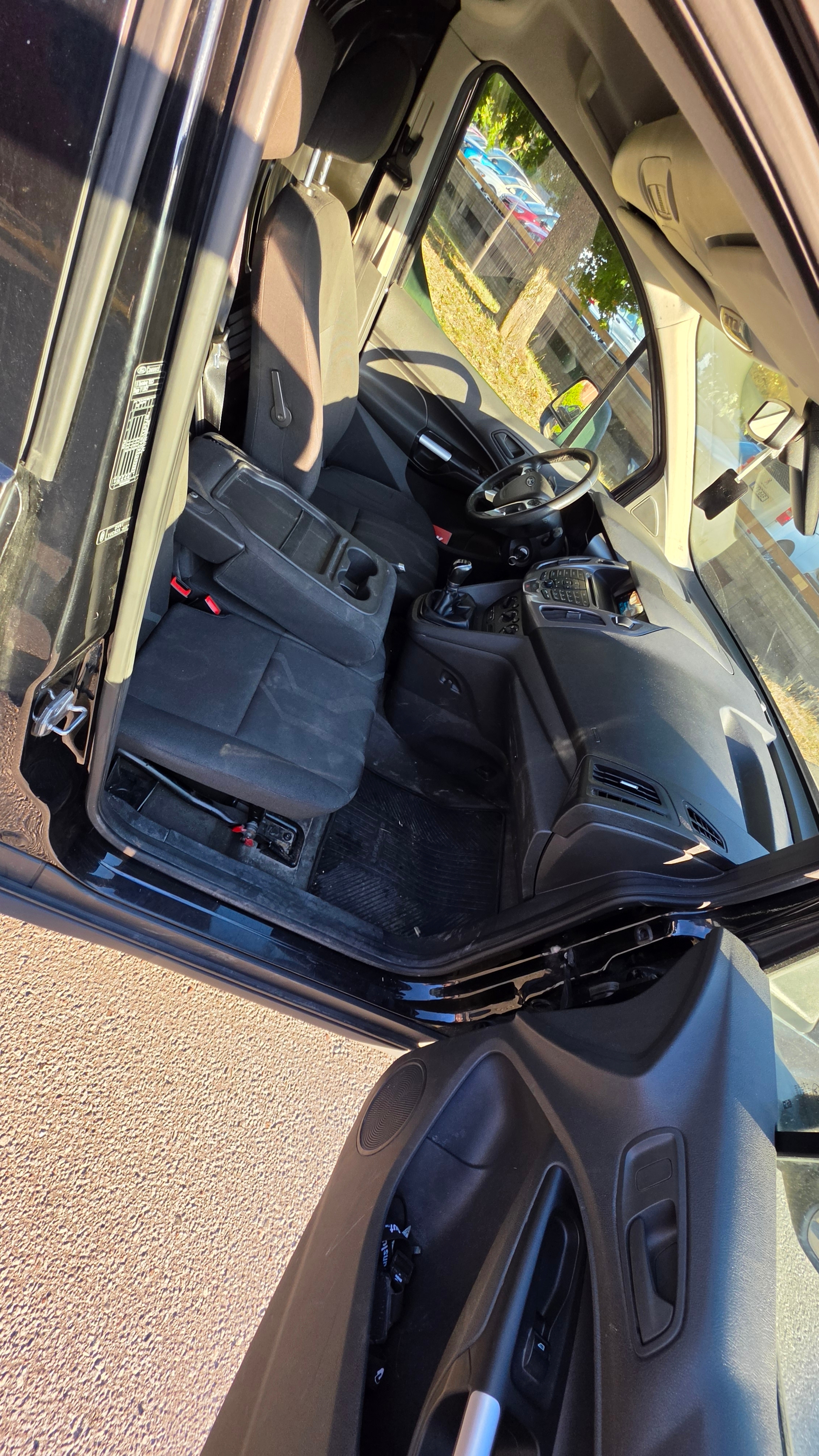 Ford Transit Connect 2015, photo 3/10