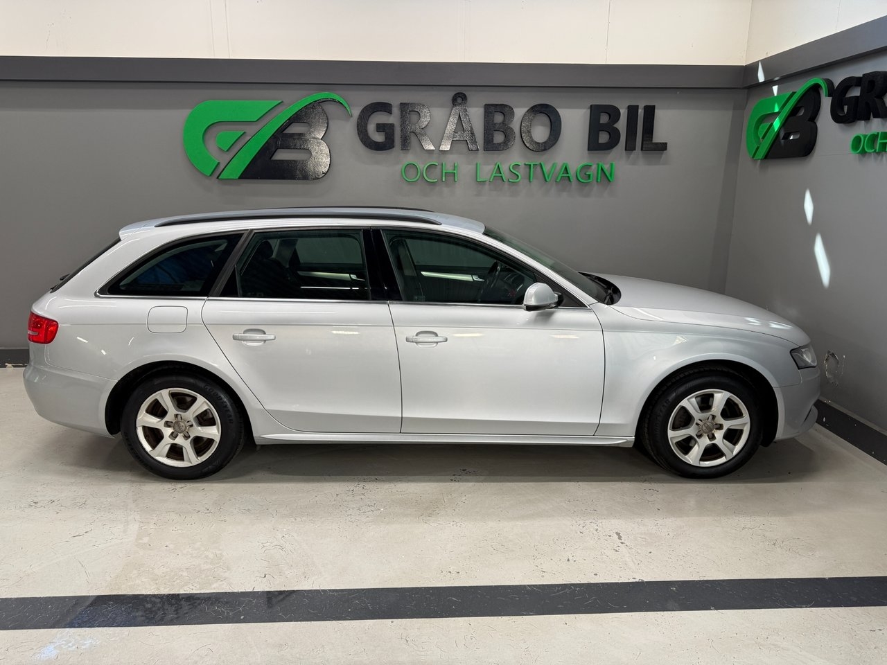 Audi A4 Avant 1.8 TFSI Euro 5 2011, kuva 6/10