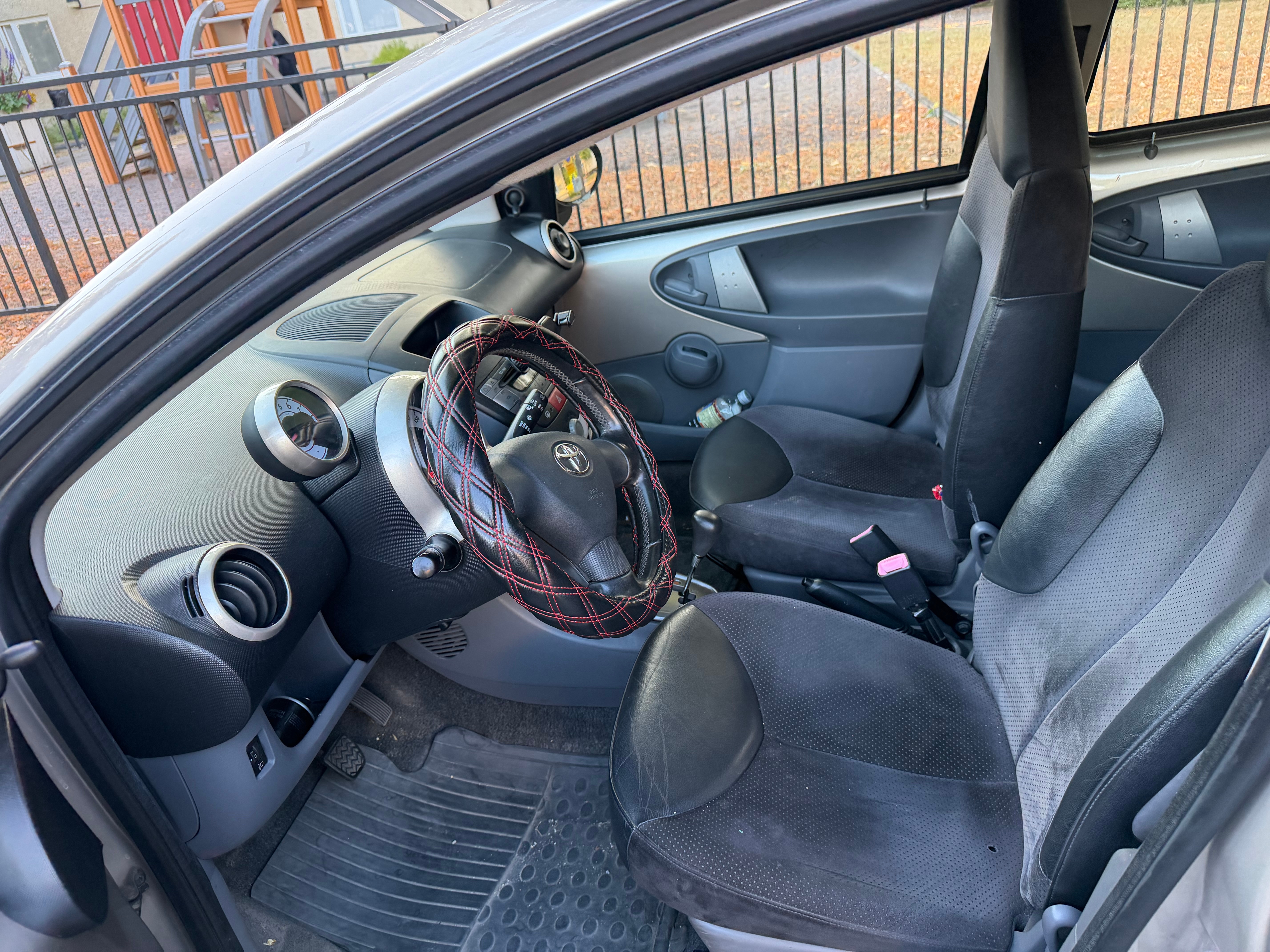 Toyota Aygo 5-dörrar 1.0 VVT-i MultiMode 2008, bild 7/7