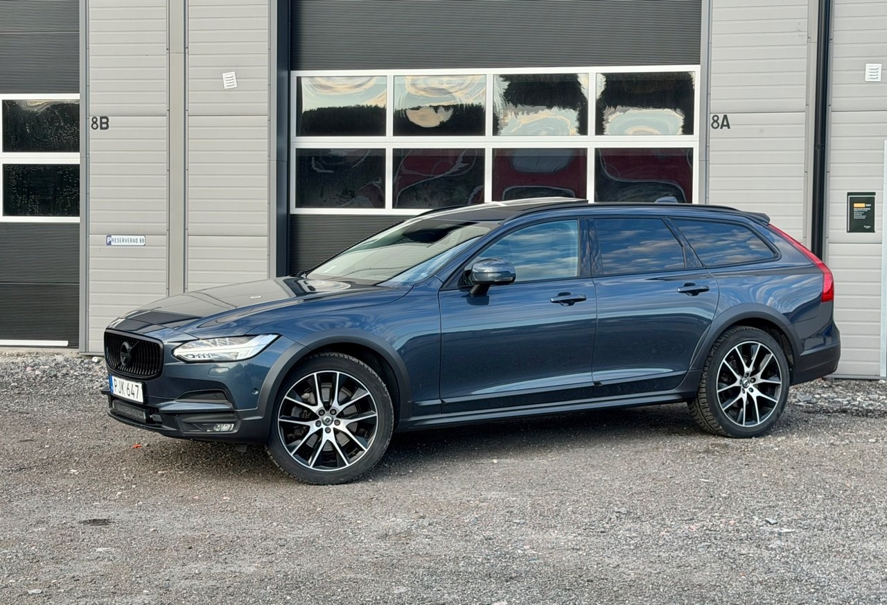 Volvo V90 Cross Country