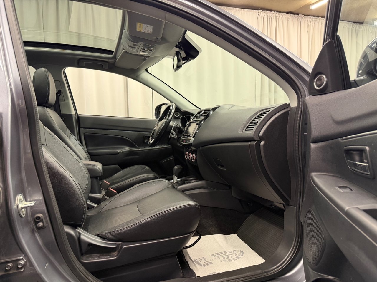 Mitsubishi ASX 2016, bild 7/10