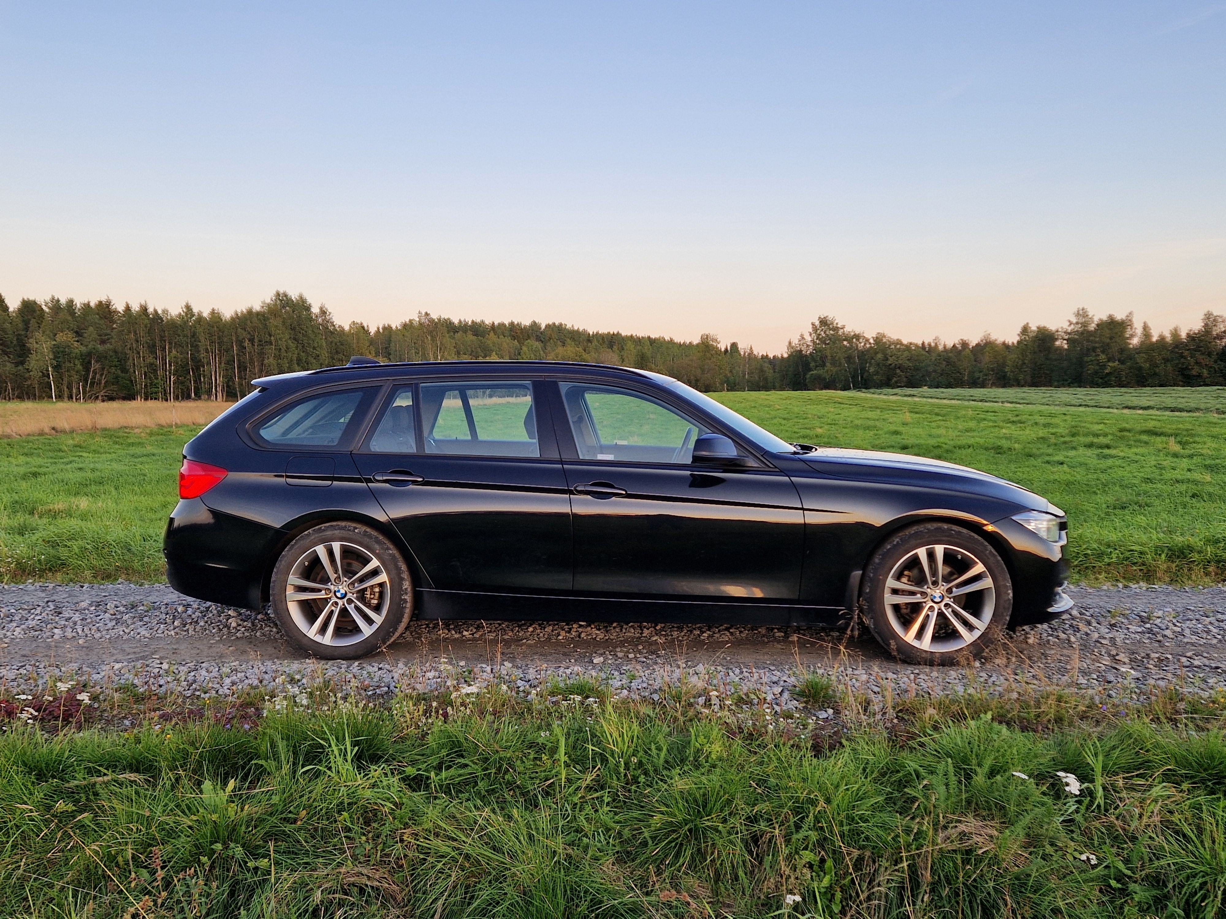 BMW 318 d Touring Steptronic 2016, bild 4/10