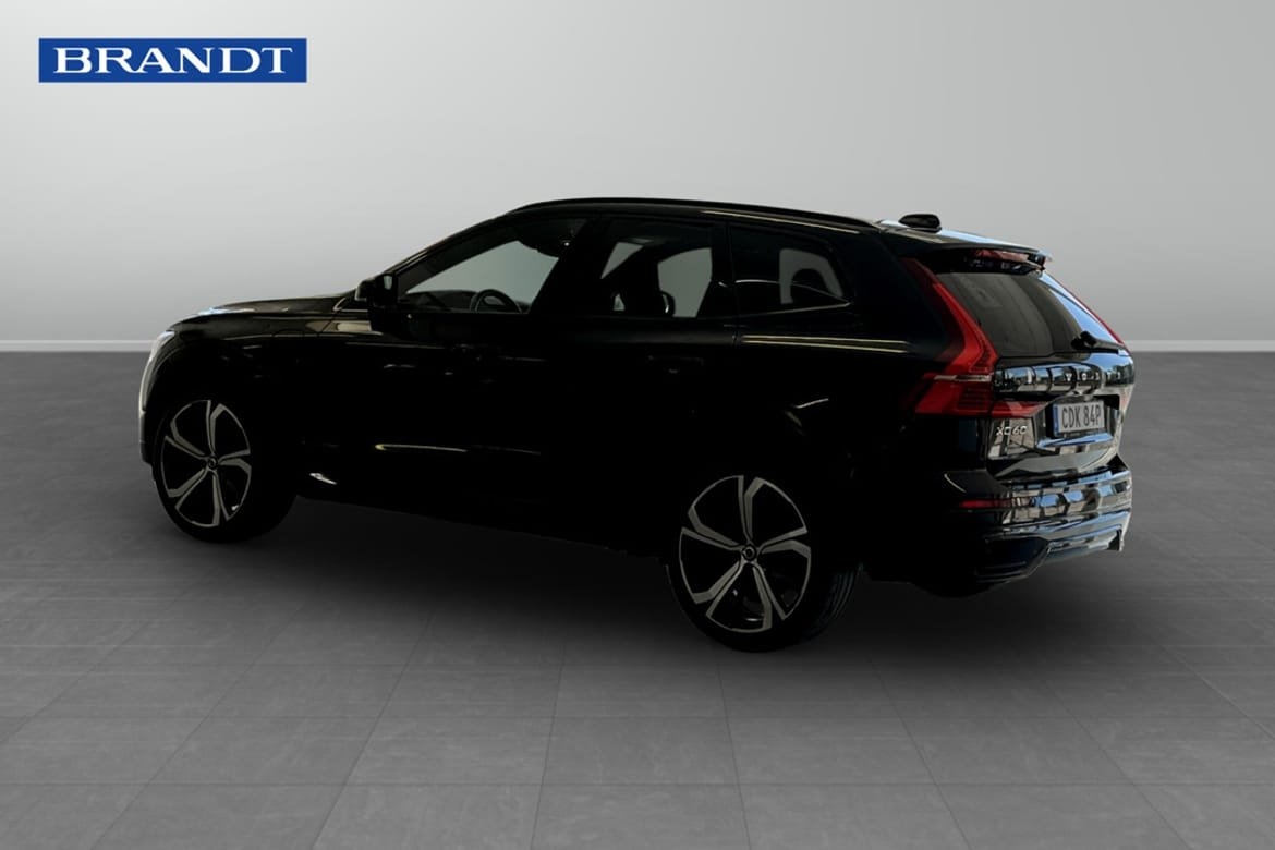Volvo XC60 Recharge T8 II R-Design 2022, bild 2/9