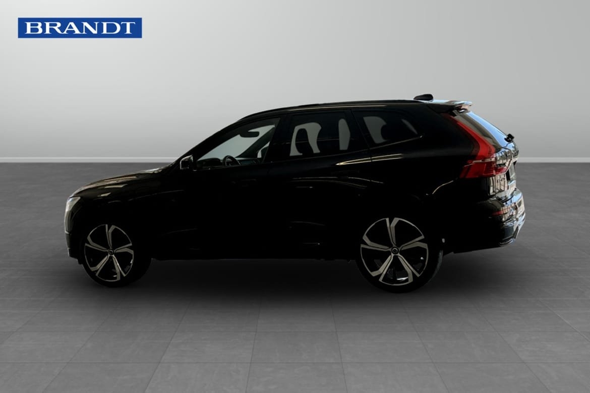 Volvo XC60 Recharge T8 II R-Design 2022, bild 3/9