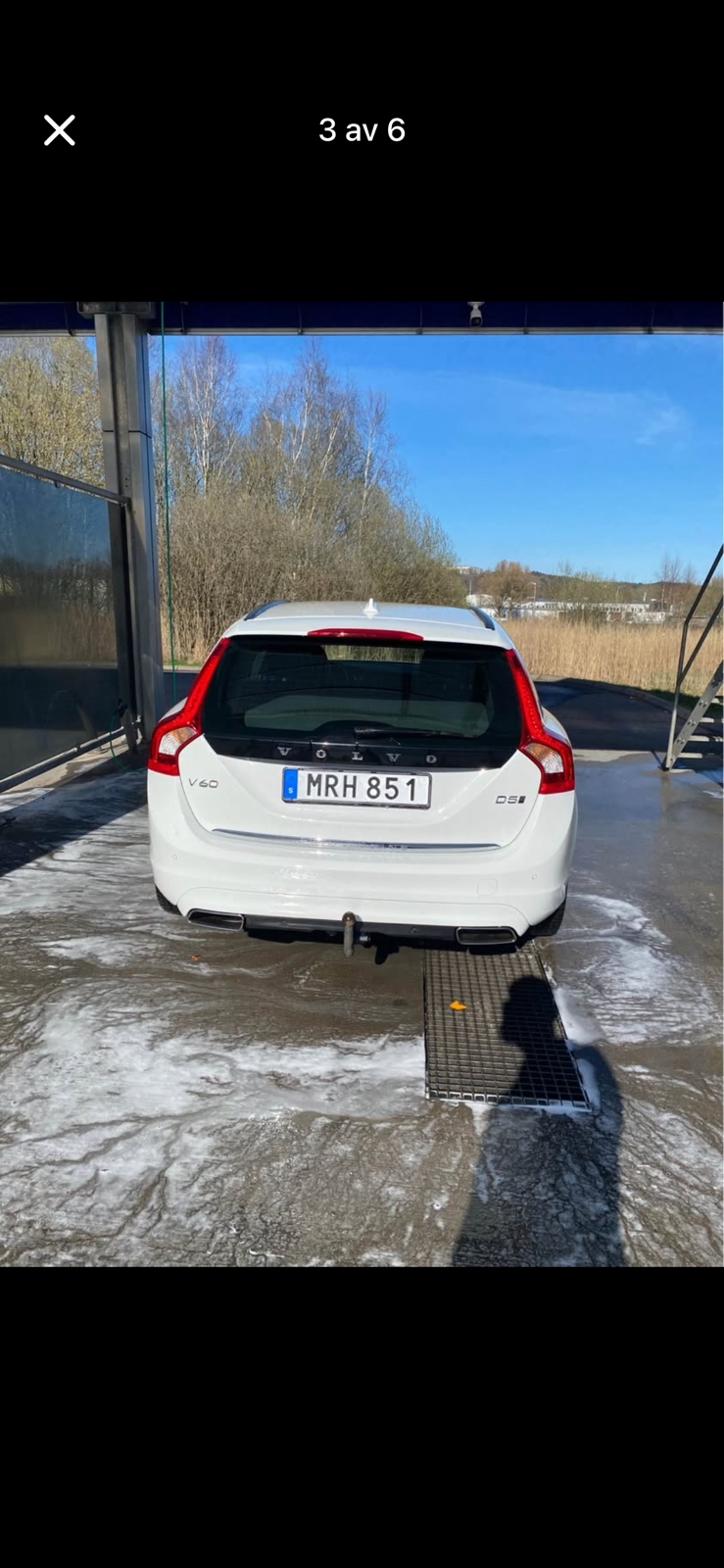 Volvo V60 D5 Twin Engine AWD Geartronic 2016, photo 3/6