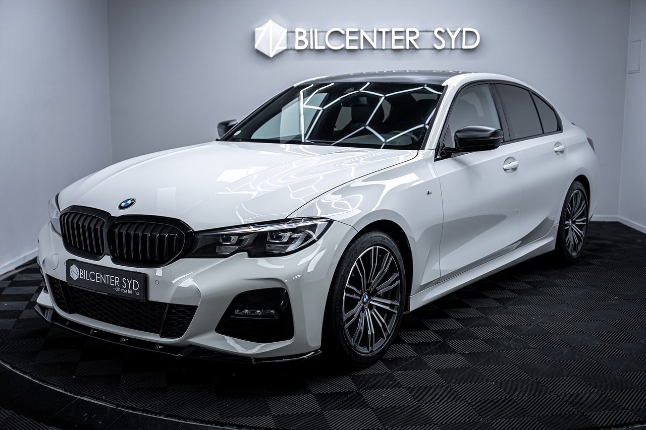 BMW 330
