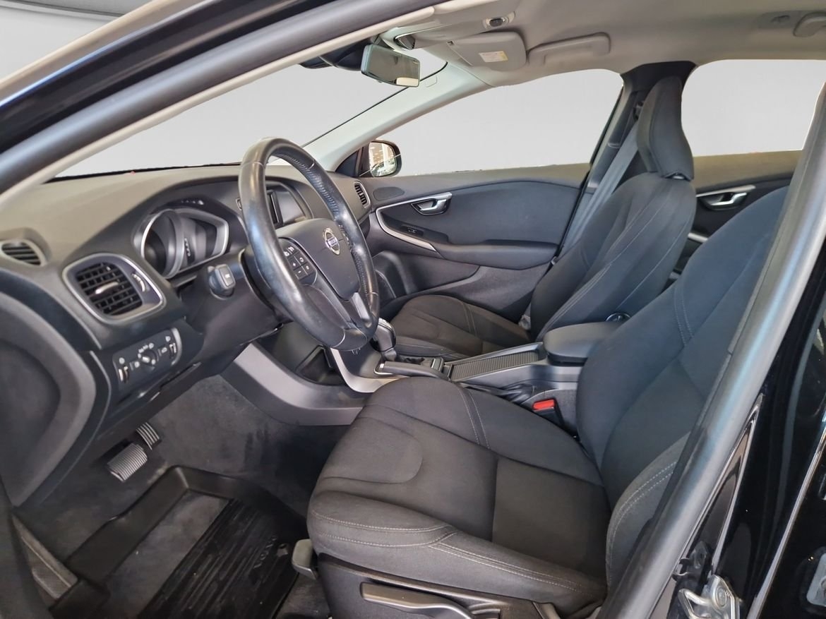 Volvo V40 D2 Geartronic 120hk 2016, bild 7/10