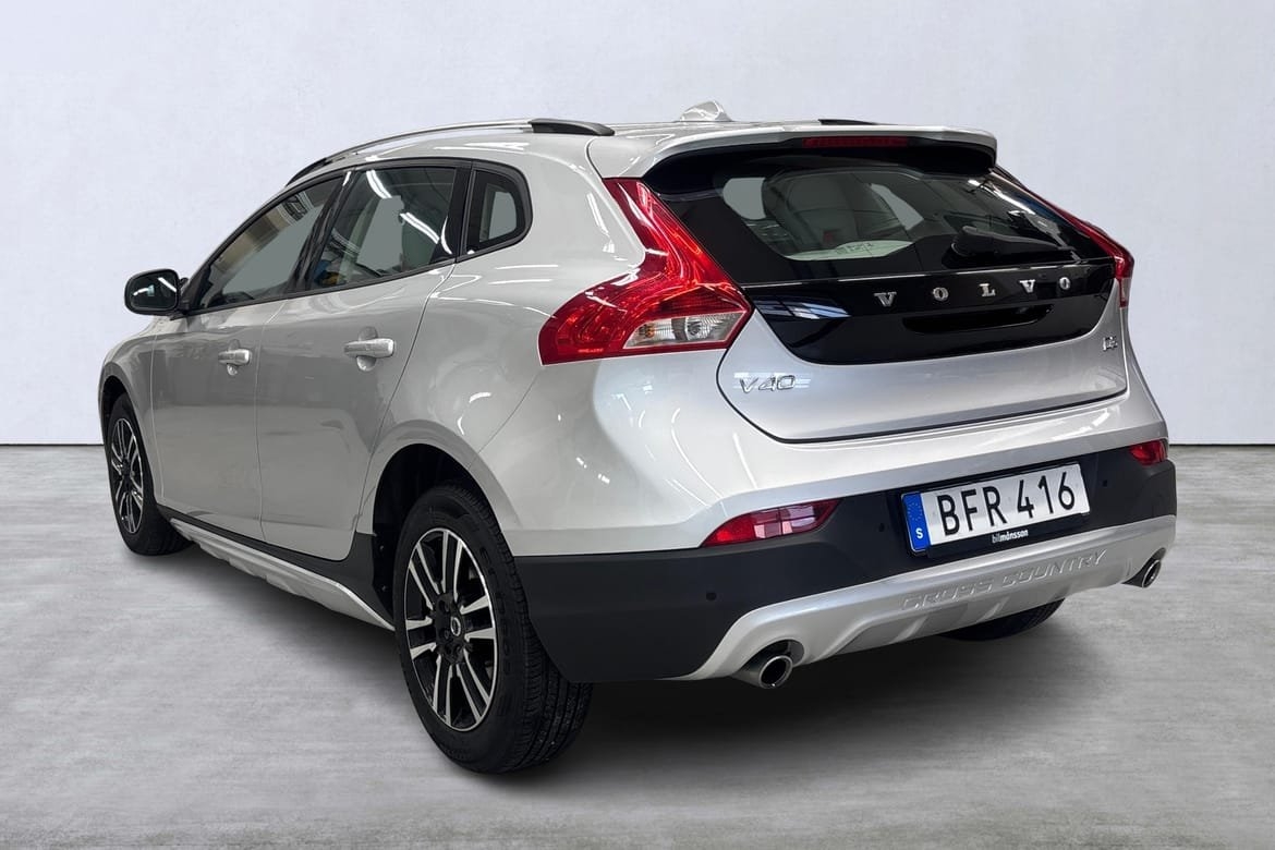 Volvo V40 Cross Country D3 Adv Edition 2019, bild 4/10