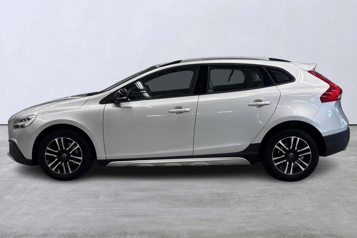 Volvo V40 Cross Country D3 Adv Edition 2019, bild 2/10