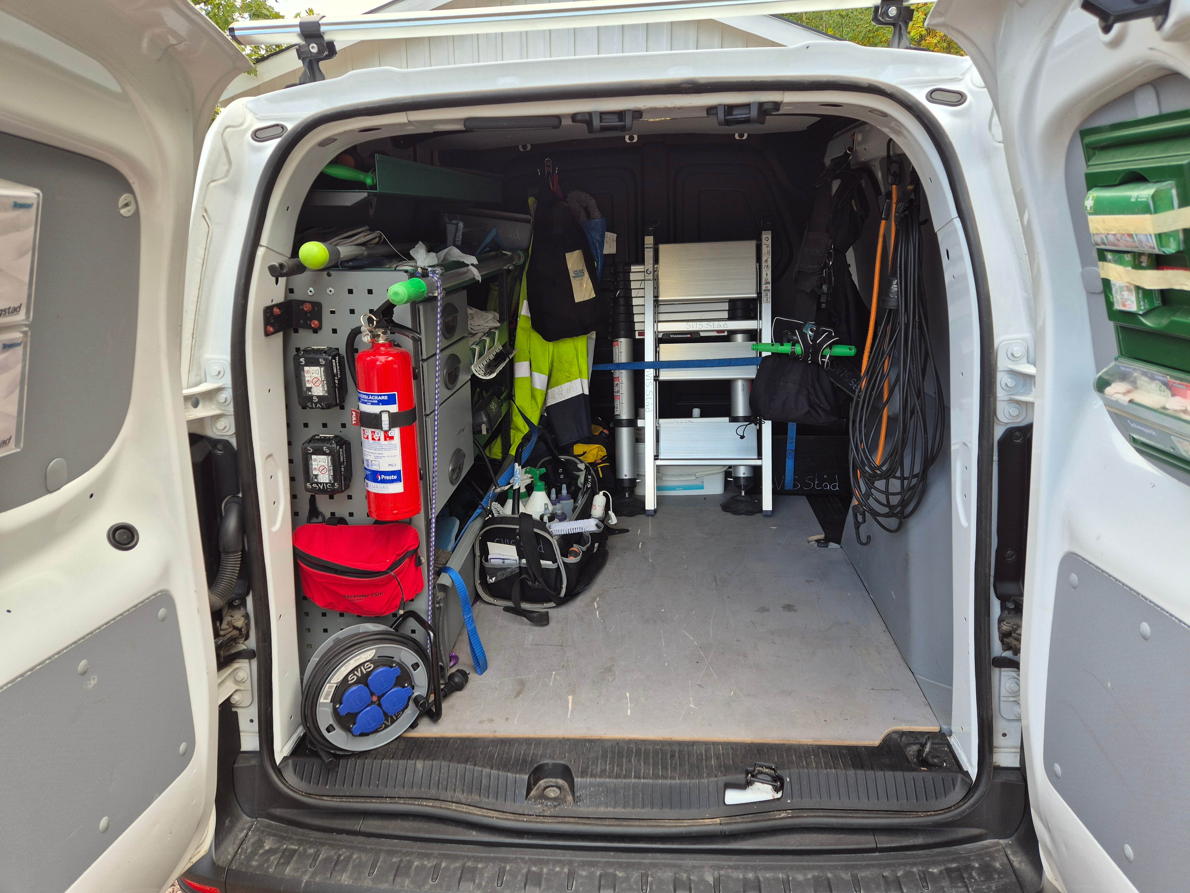 Renault Kangoo 2022, kuva 6/8