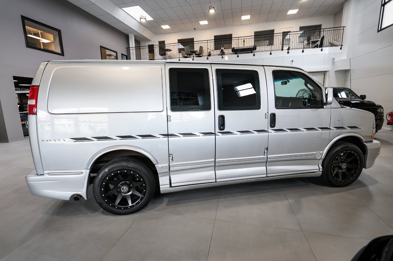 GMC Savana 2022, bild 4/10