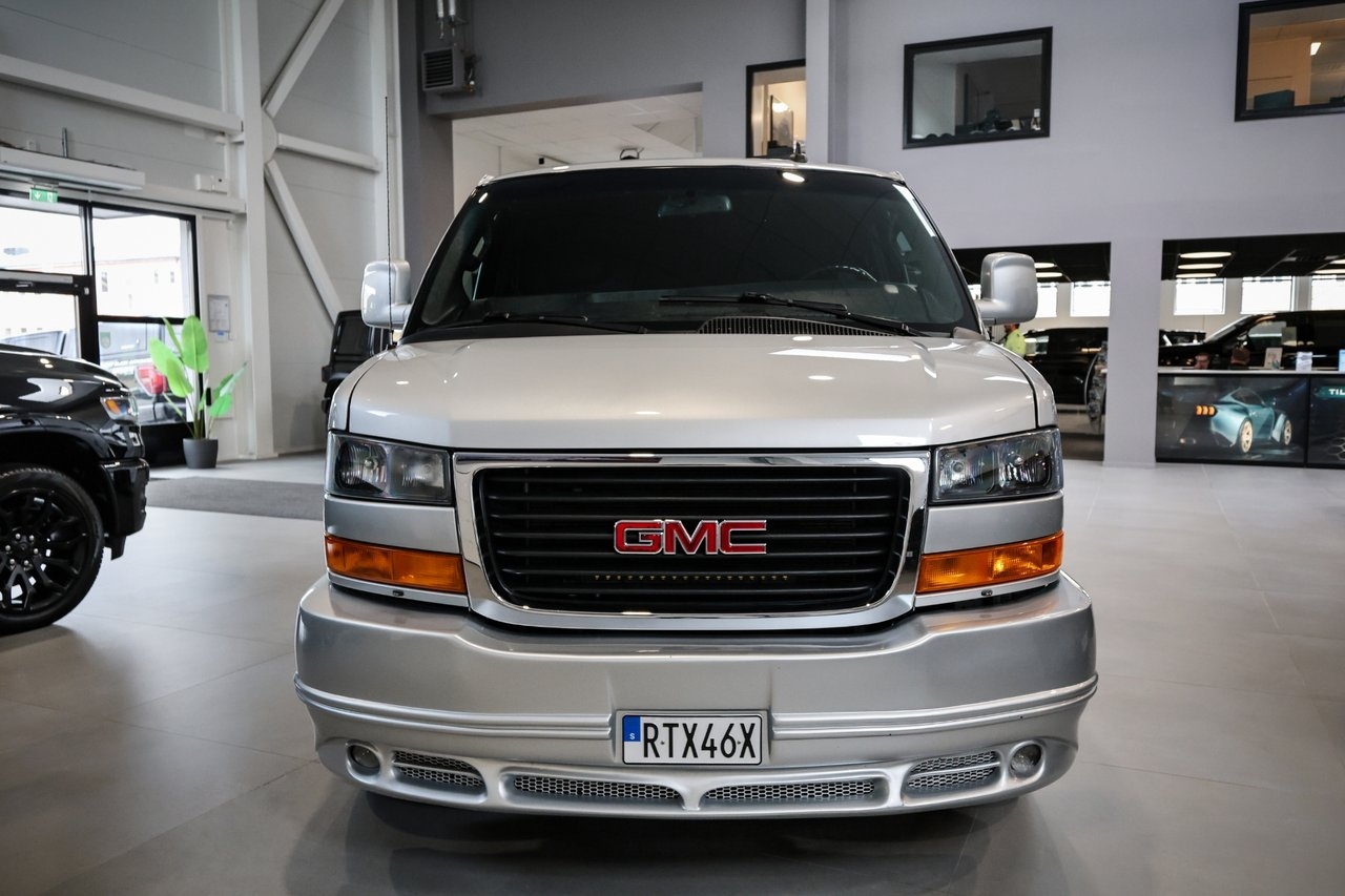 GMC Savana 2022, bild 2/10