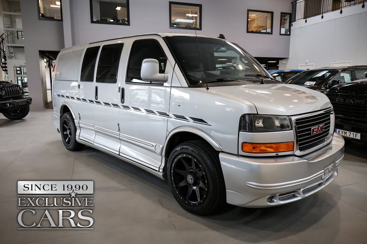GMC Savana