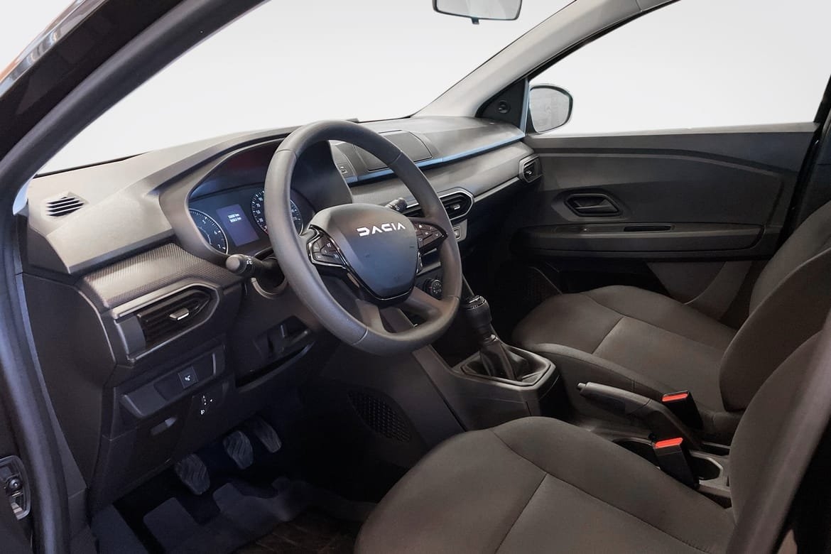 Dacia Sandero TCe 90 essential 2023, photo 6/10