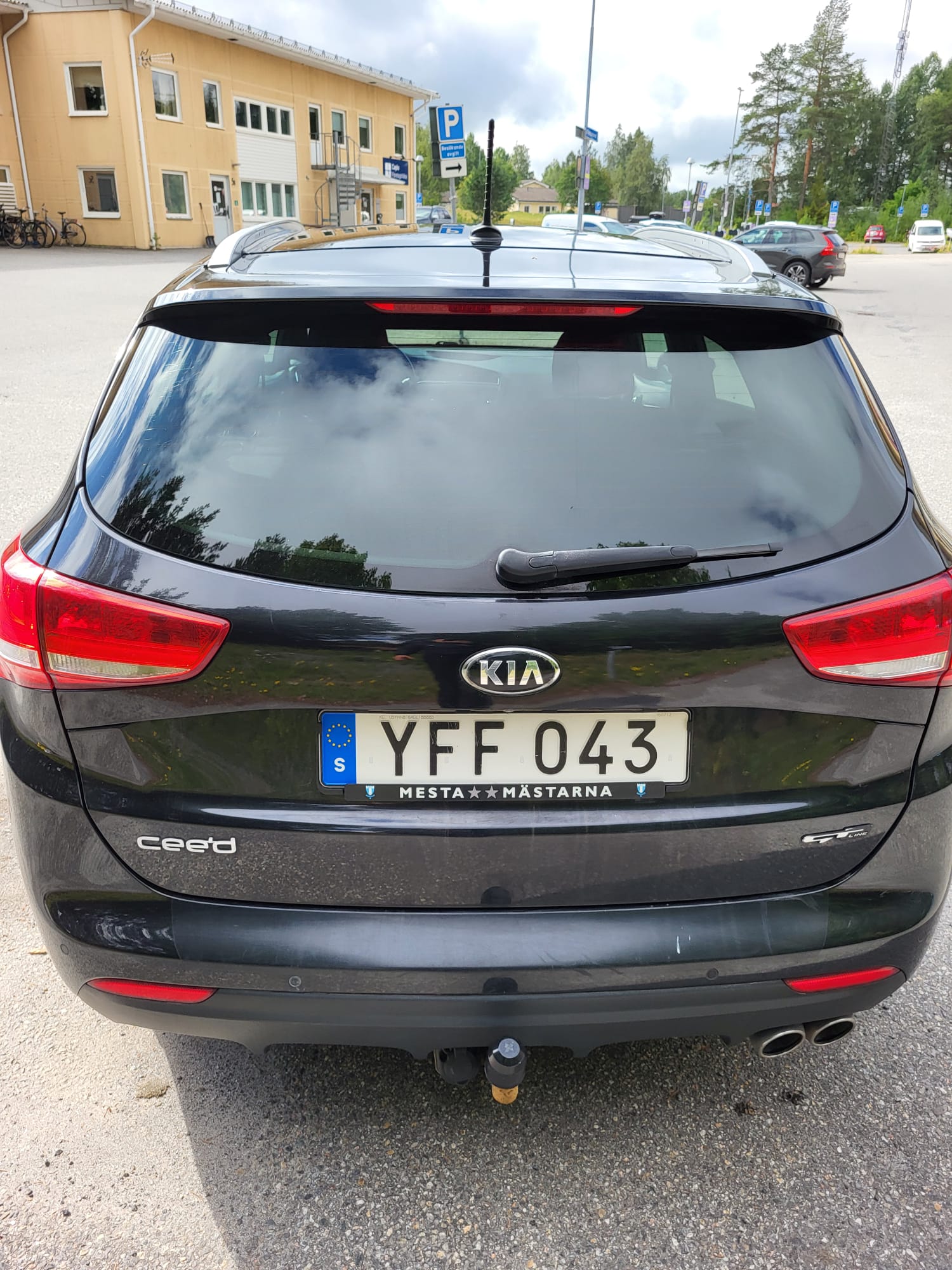 Kia Ceed _sw 1.6 CRDi Manuell 2016, photo 2/10